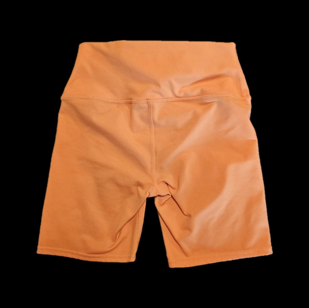 COPY - Alo neon orange gym biker shorts 7" S